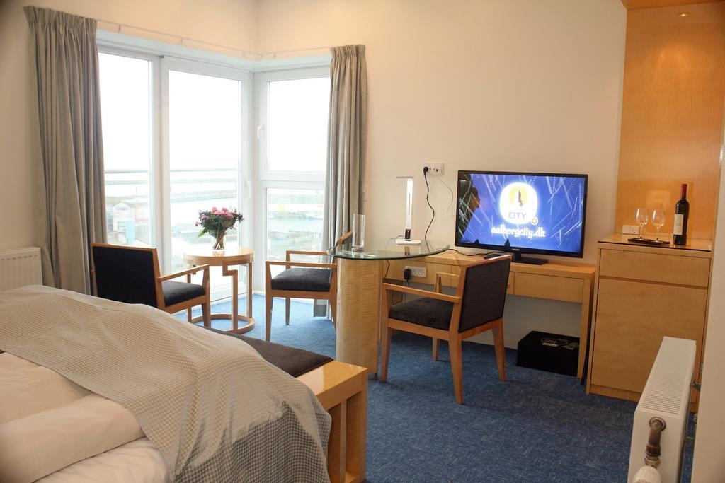 Seafront Hotel Hirtshals Szoba fotó